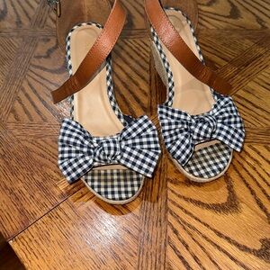 Old Navy Gingham Blue Women's Sandals